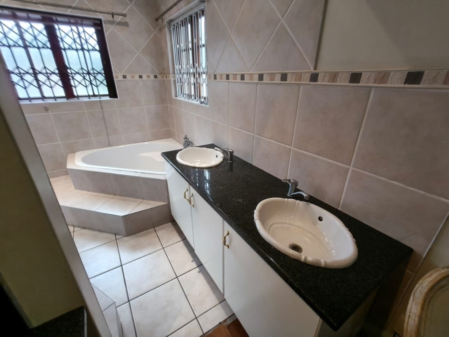 4 Bedroom Property for Sale in Cashan North West